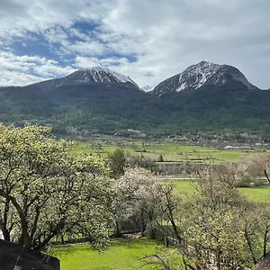 Appartement Dans Maison De Pays, Briançon
